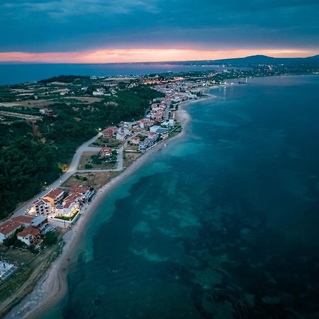 Azzurro E Verde By Rentalspro - Nea Potidaia Halkidiki Nea Poteidaia Exterior foto
