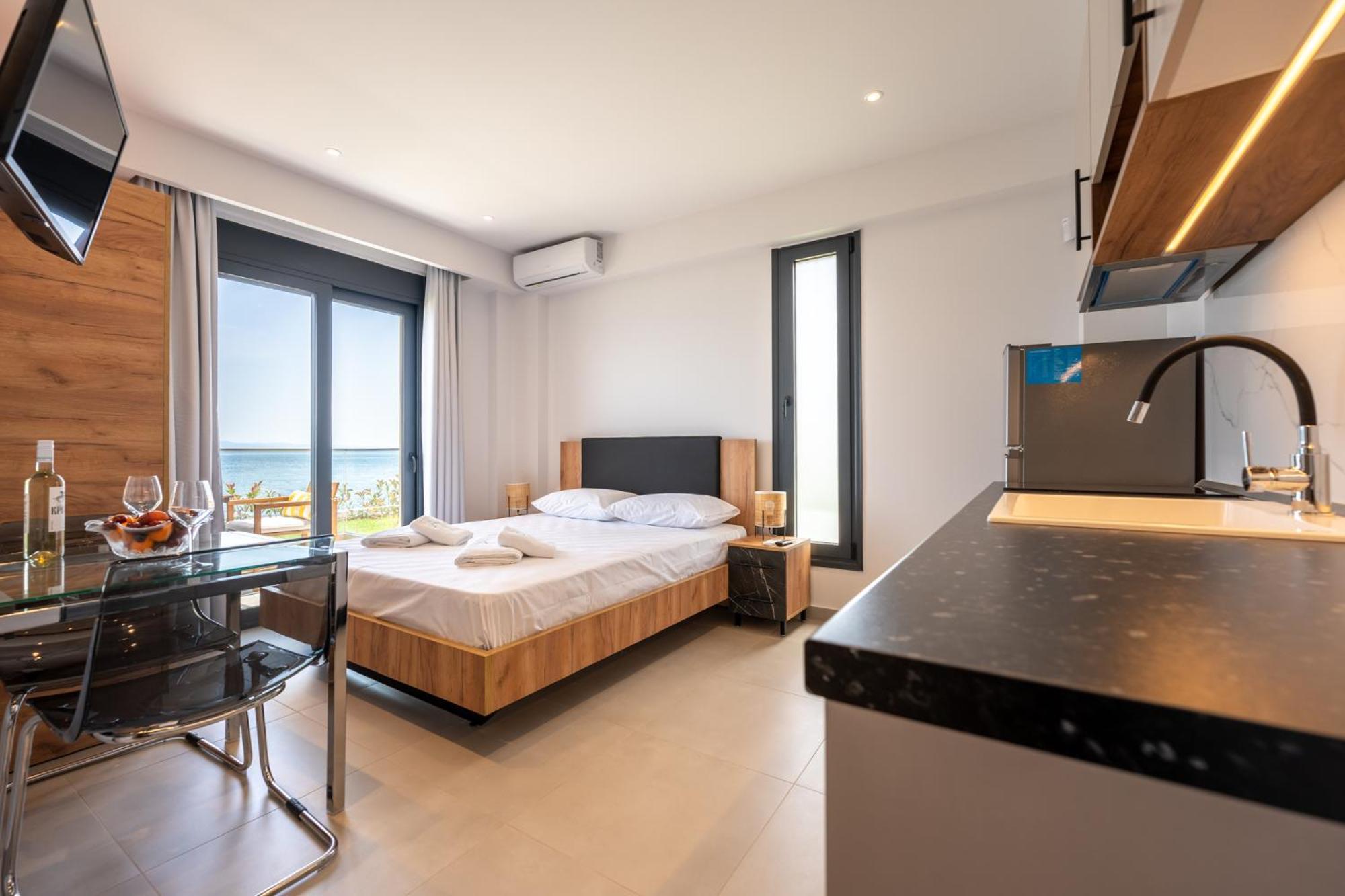 Azzurro E Verde By Rentalspro - Nea Potidaia Halkidiki Nea Poteidaia Exterior foto